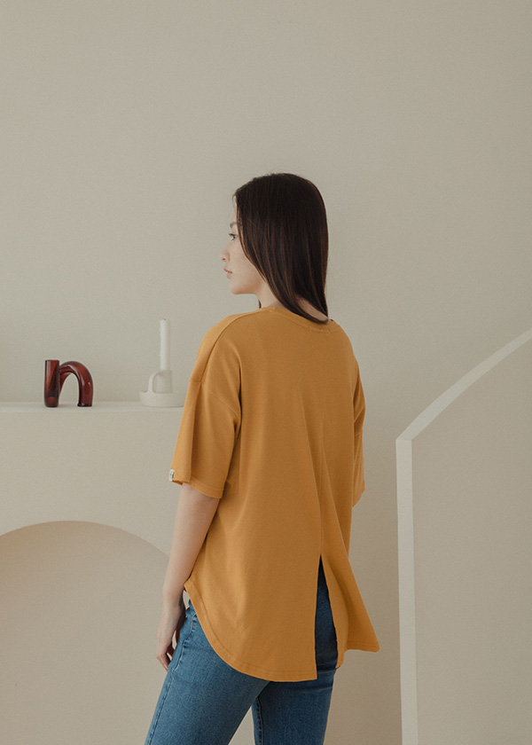 MIT冰酷棉後開岔造型T