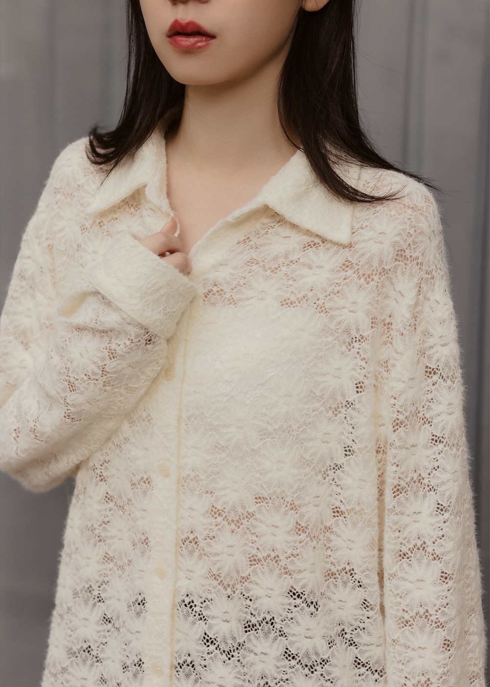 細緻毛絨繩骨蕾絲襯衫