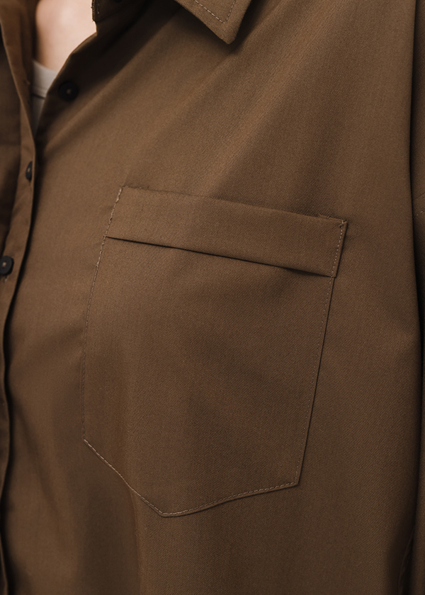 抗皺剪接門襟口袋襯衫