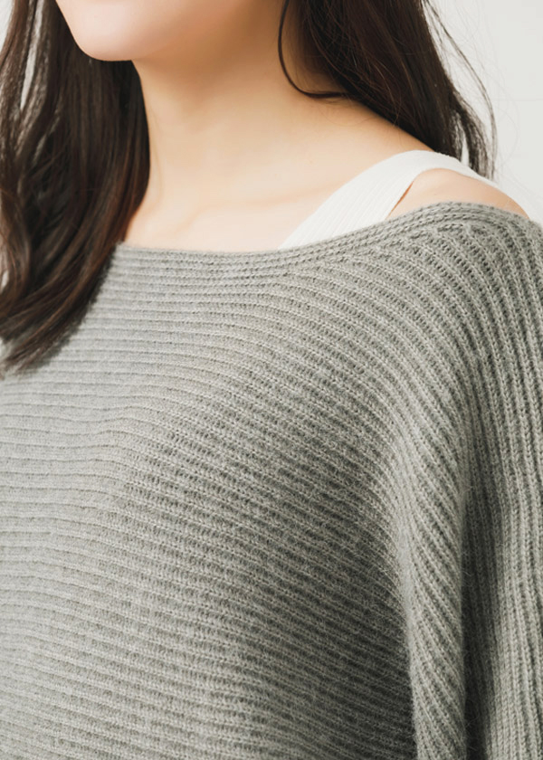 一字領連袖橫紋針織上衣