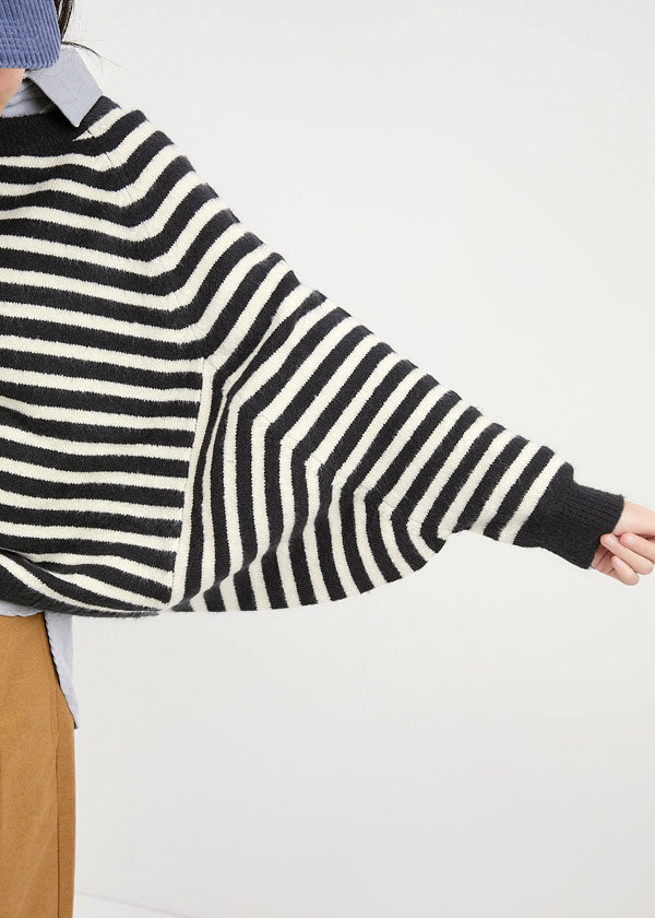 寬鬆連袖設計條紋毛衣		