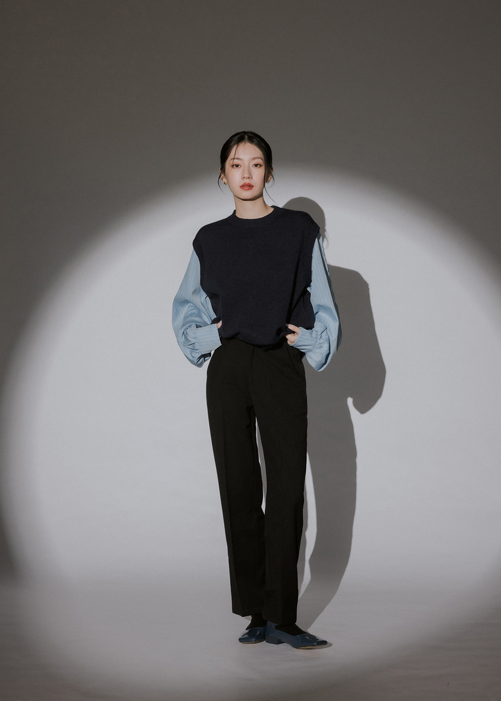 質感簡約拼接配條針織上衣