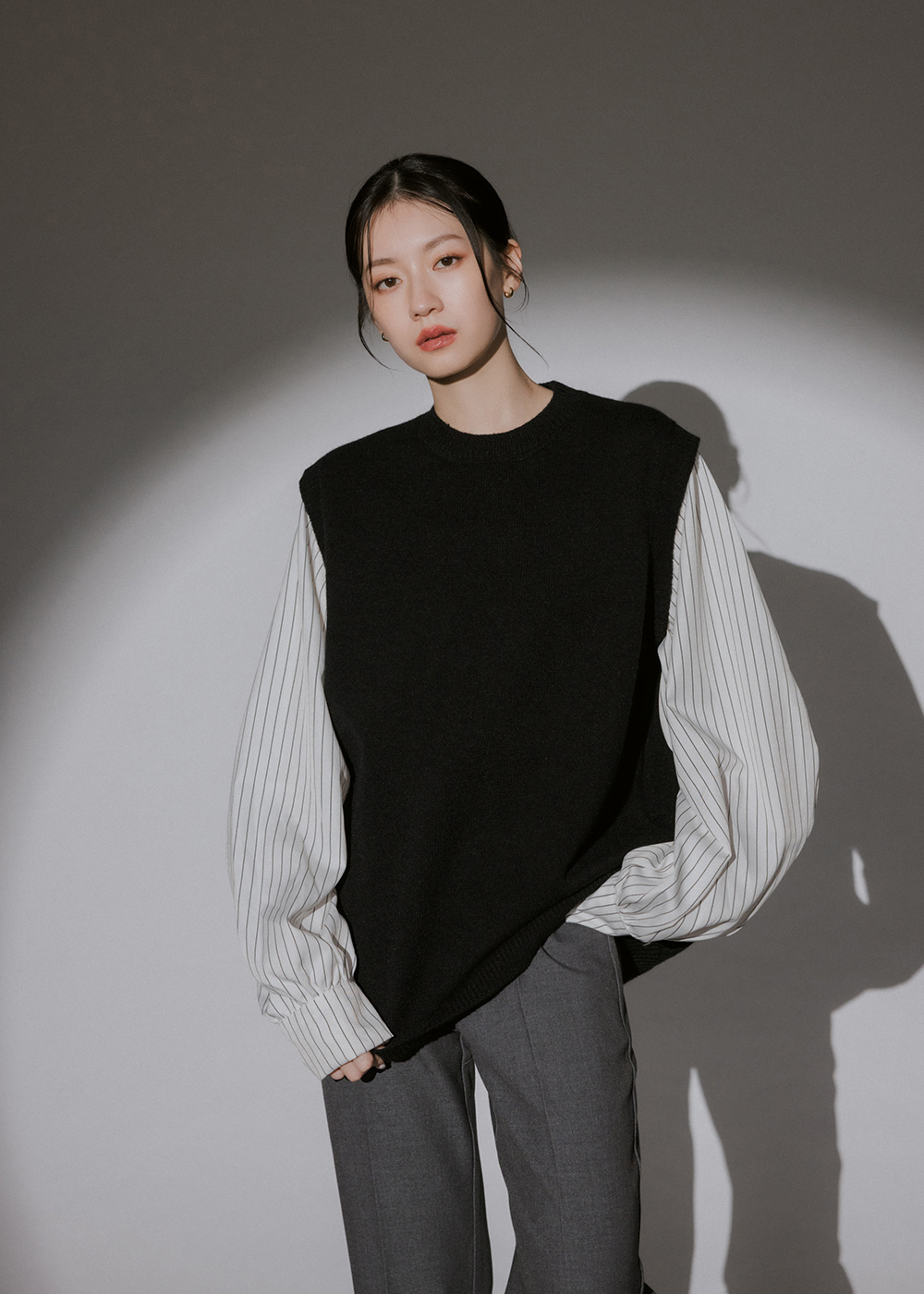 質感簡約拼接配條針織上衣