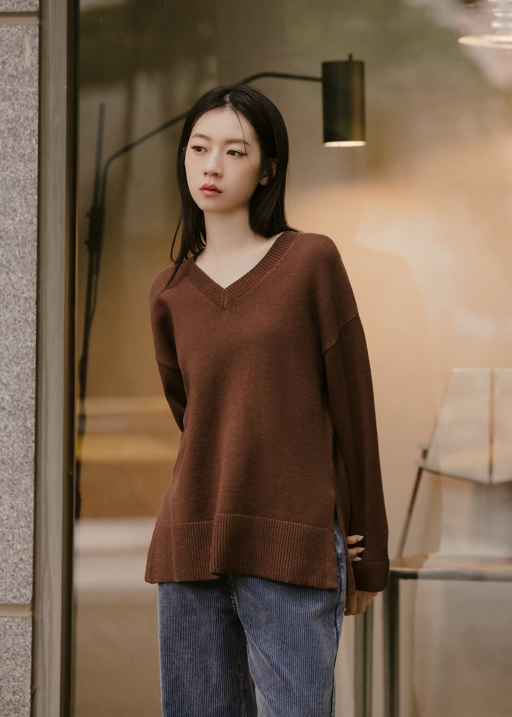 V領開衩百搭質感針織上衣