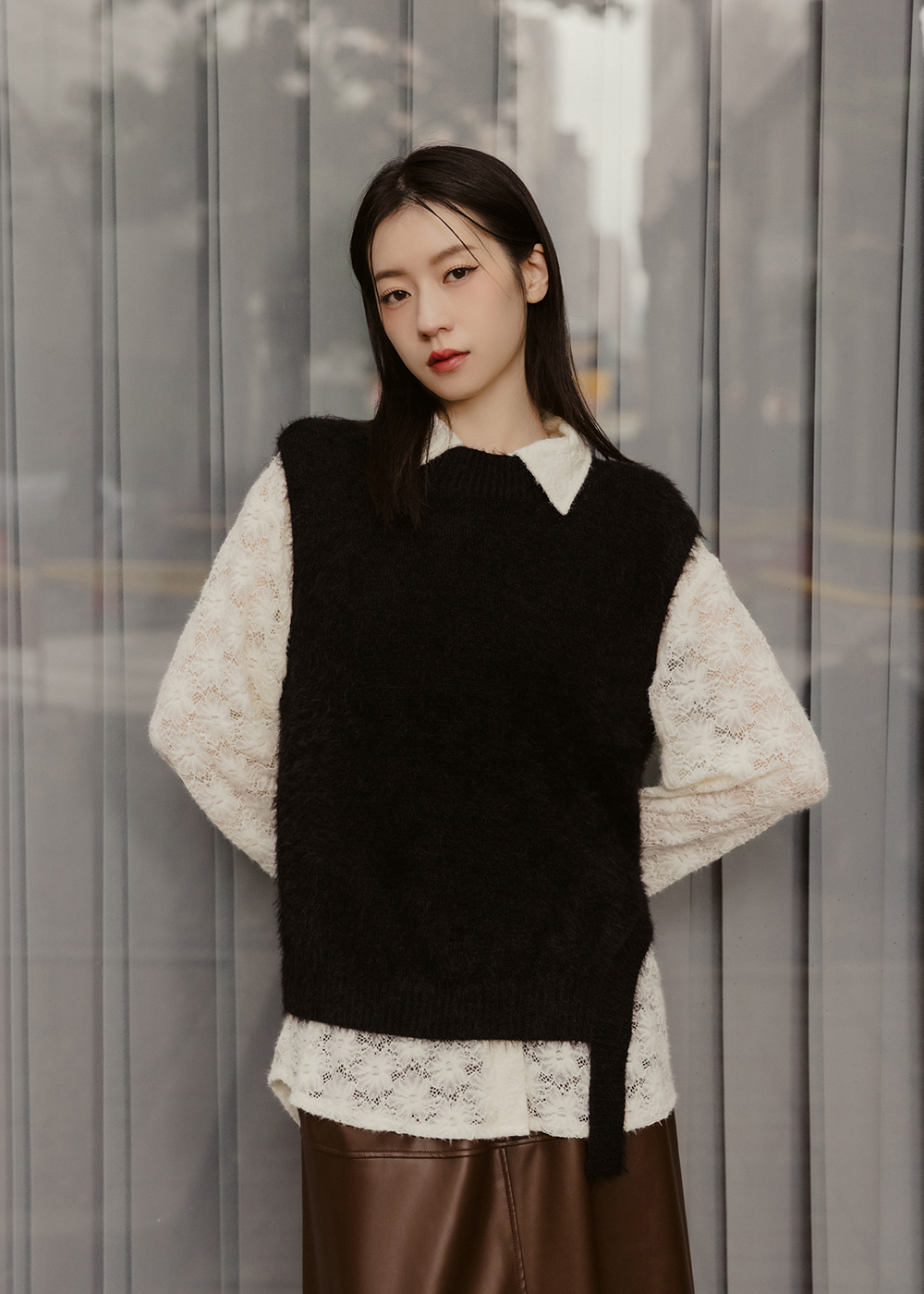 設計不對稱仿貂針織背心