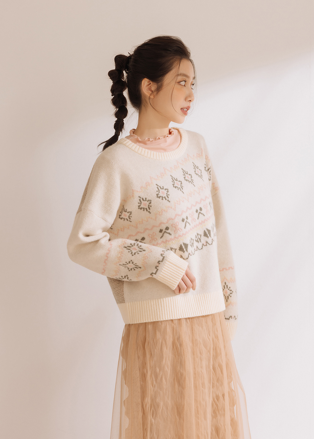 斜邊圖騰針織毛衣