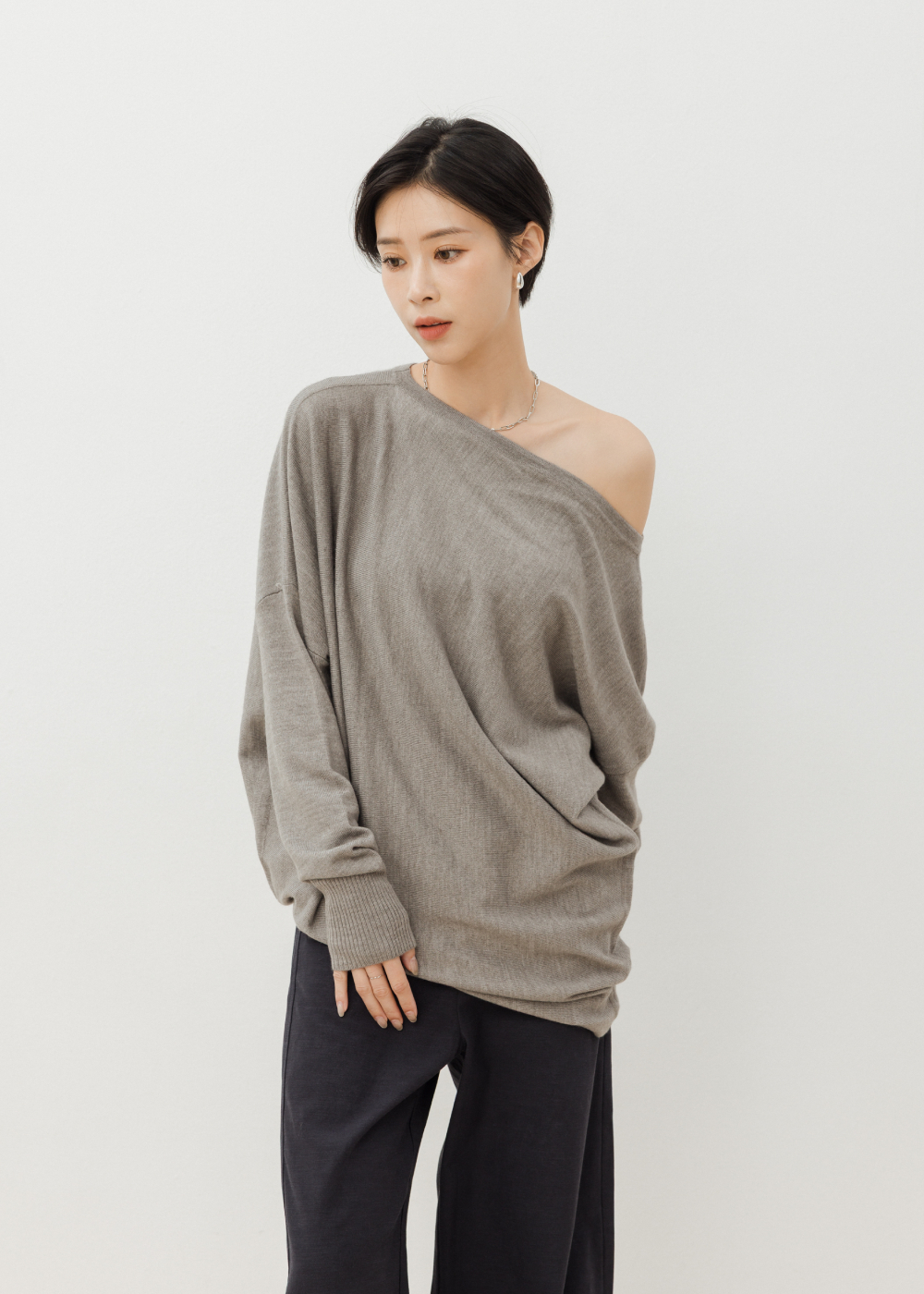 美麗諾羊毛斜肩上衣