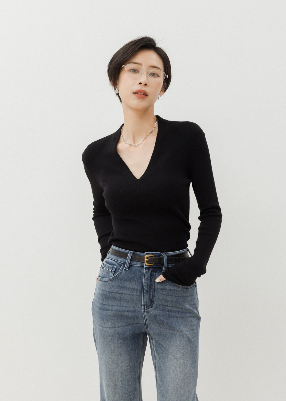 深V性感顯瘦羊毛上衣