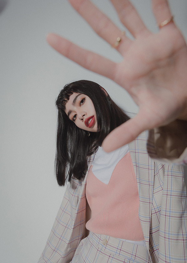 顛覆永恆異素材拼接棉TEE