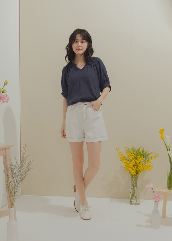 浪漫花園小V領棉質上衣