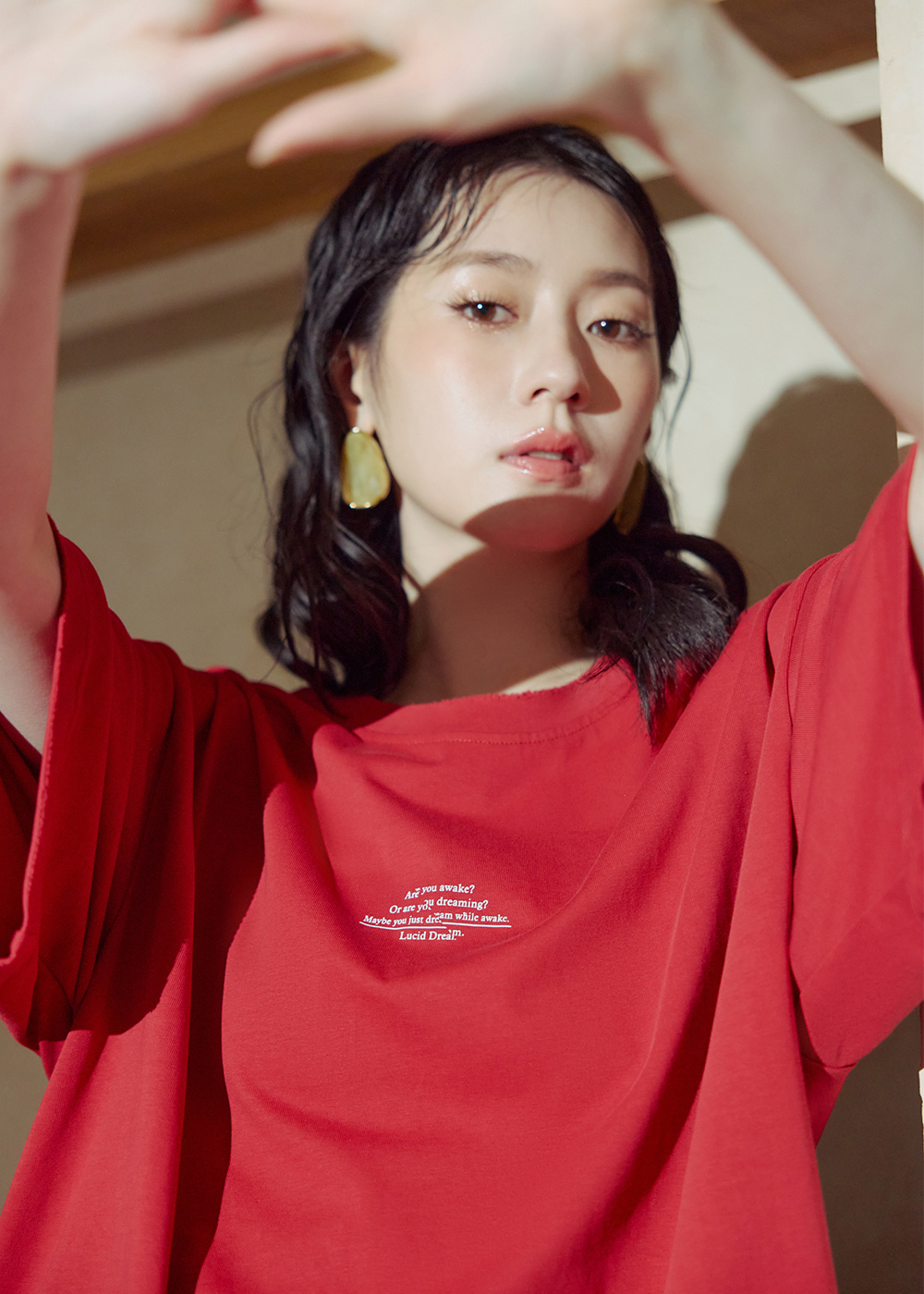 清醒夢剪破設計寬鬆上衣