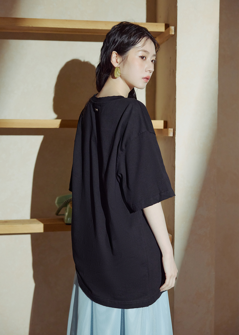 清醒夢剪破設計寬鬆上衣