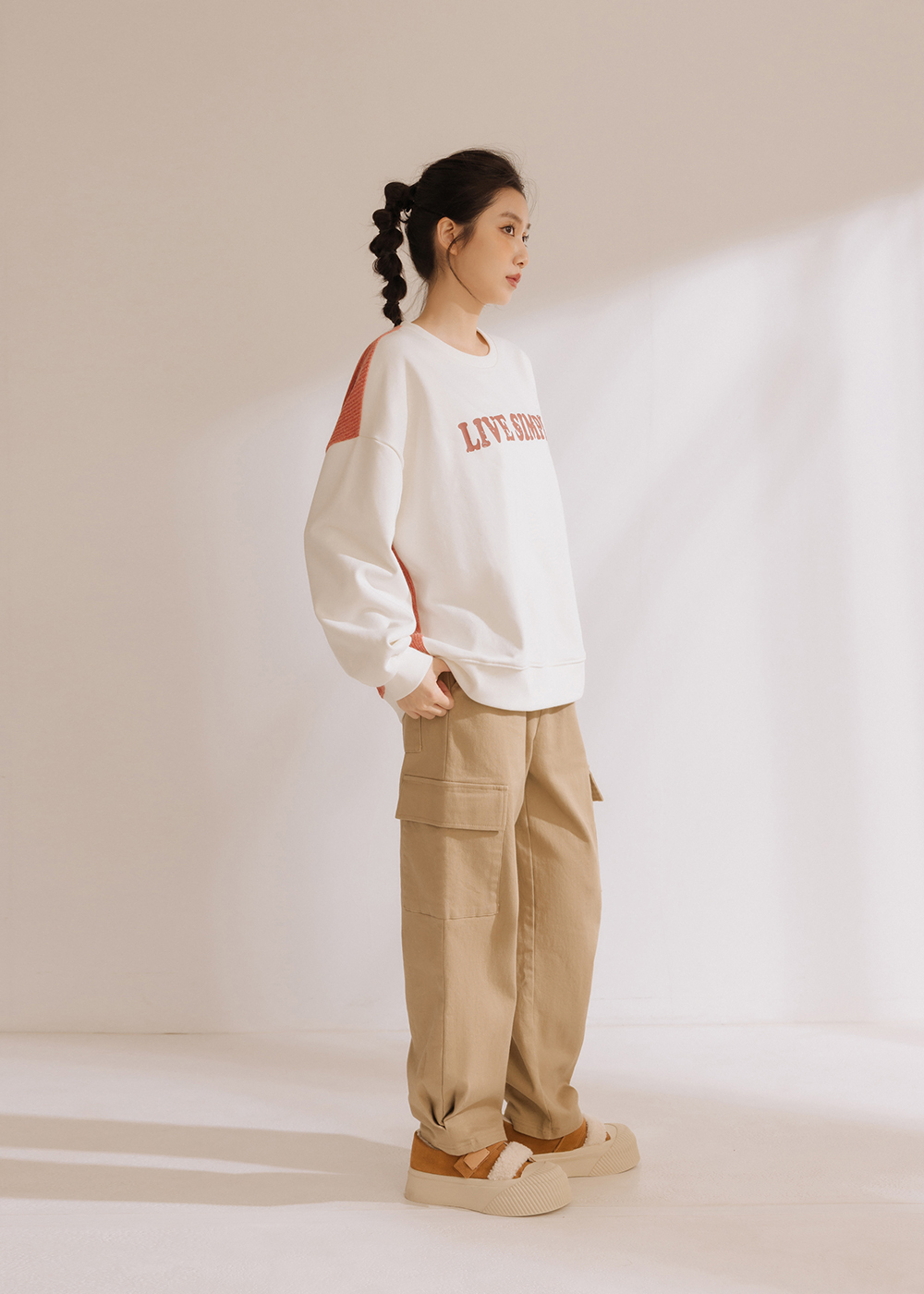 恆溫自在標語拼接上衣