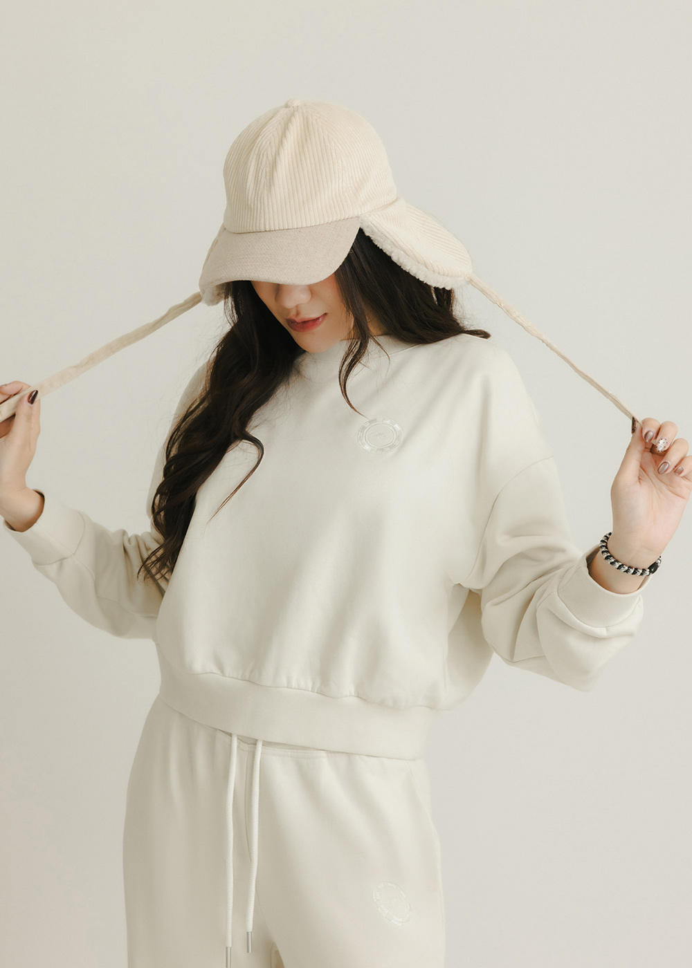 圓領短版ALL IN上衣