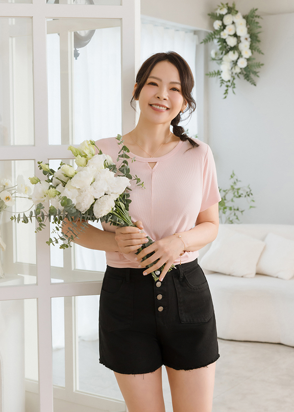 羅帶輕綃翦翦沁心上衣