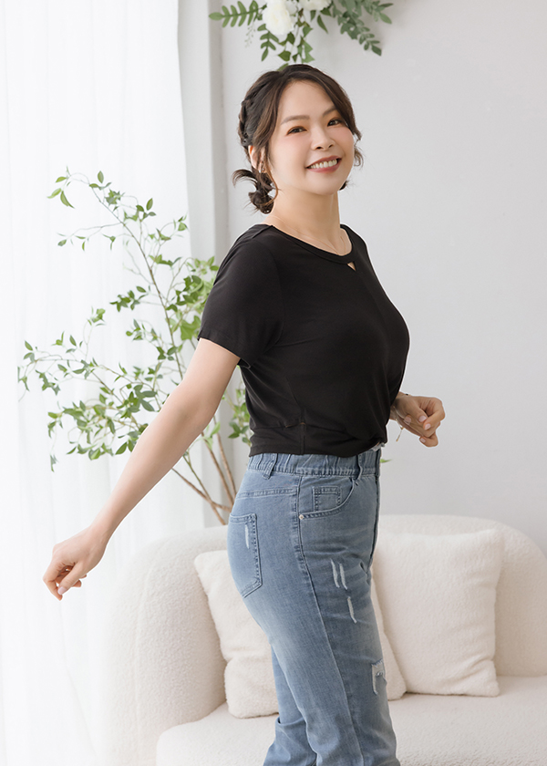 羅帶輕綃翦翦沁心上衣