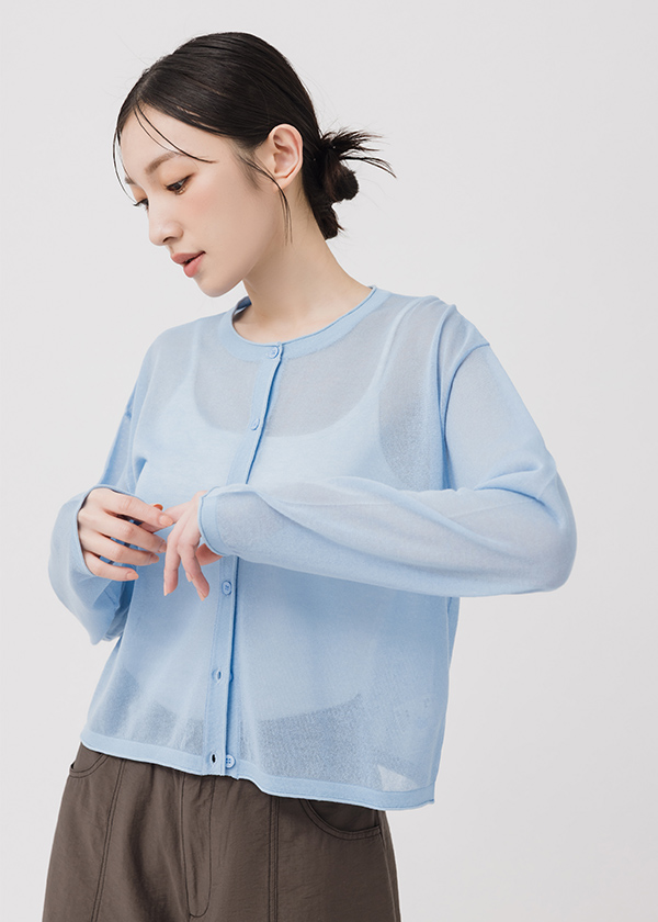 輕盈搭配針織外套