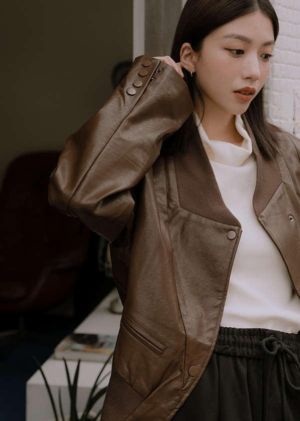 時髦俐落無領騎士皮外套