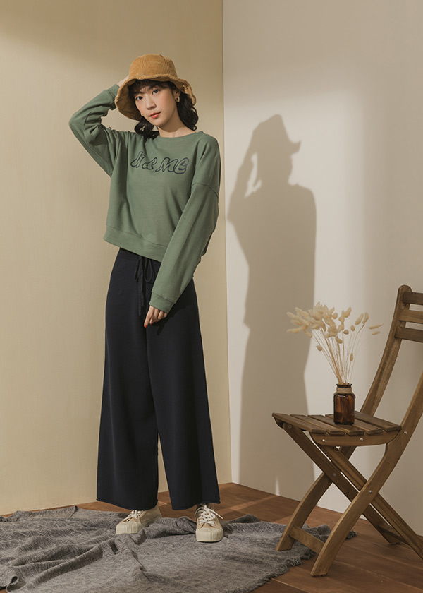 超修飾針織落地褲