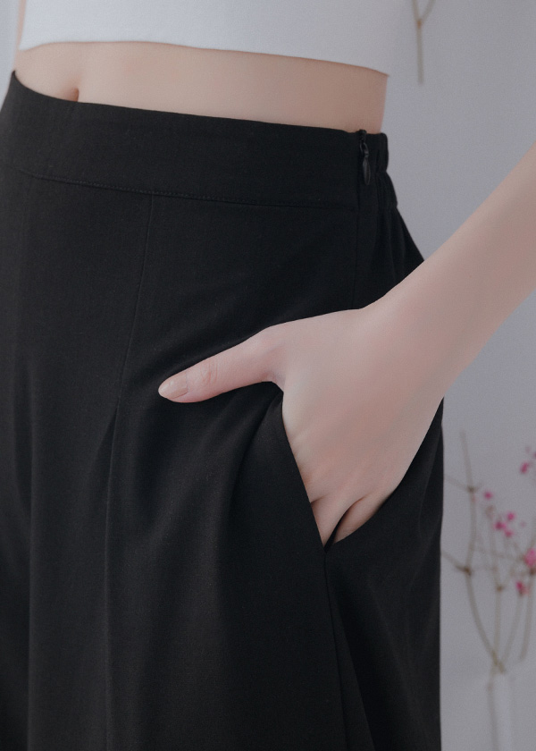 動靈光芒前折長寬褲