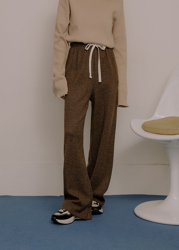 雲朵柔軟針織寬褲