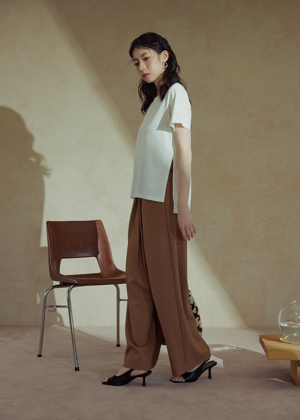 不對稱前擋片設計寬褲