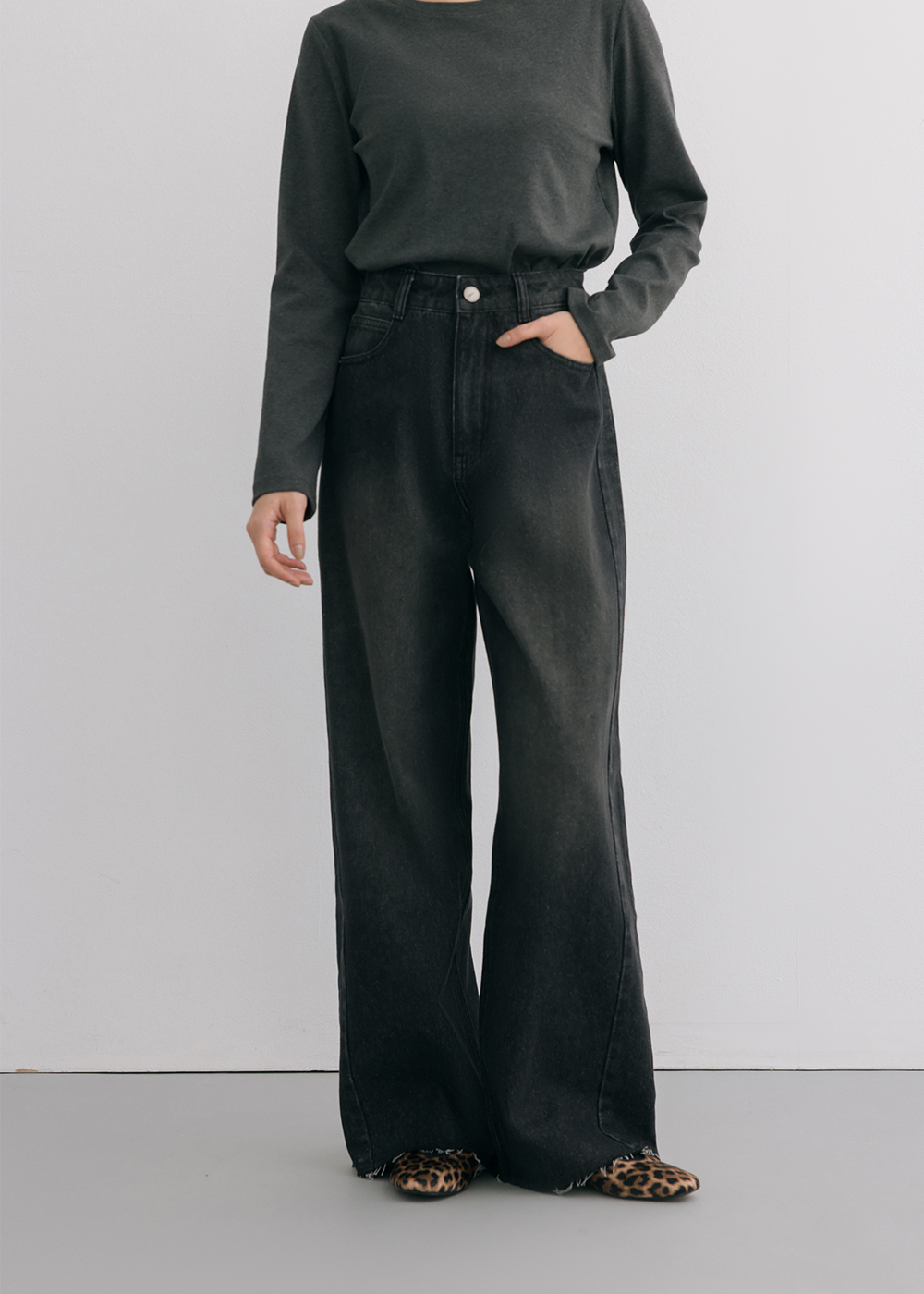 顯瘦長腿直筒丹寧褲