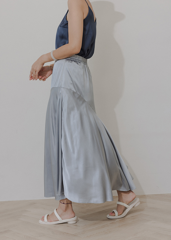 波光粼粼不規則緞面長裙