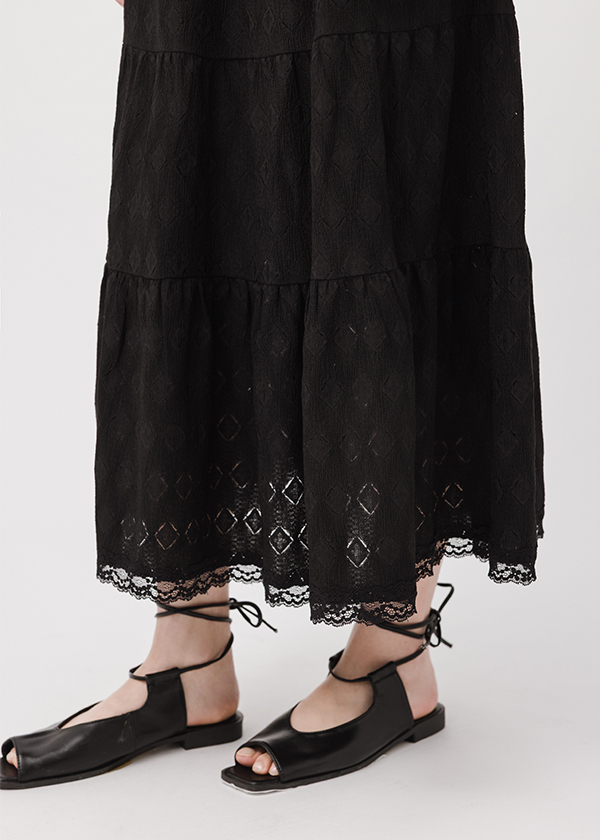 假日細緻蕾絲長裙