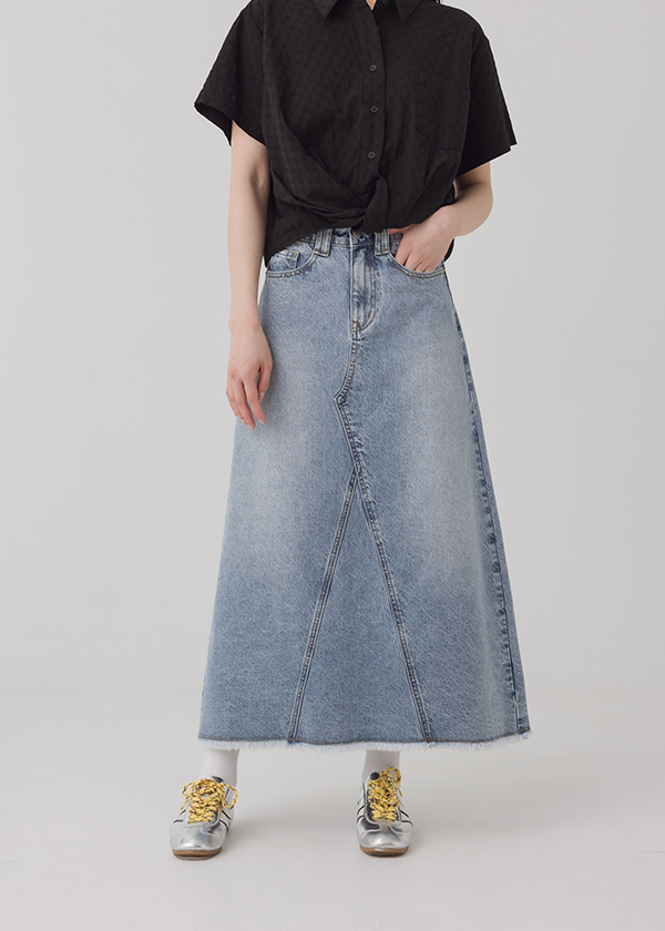 水洗刷色A襬丹寧裙
