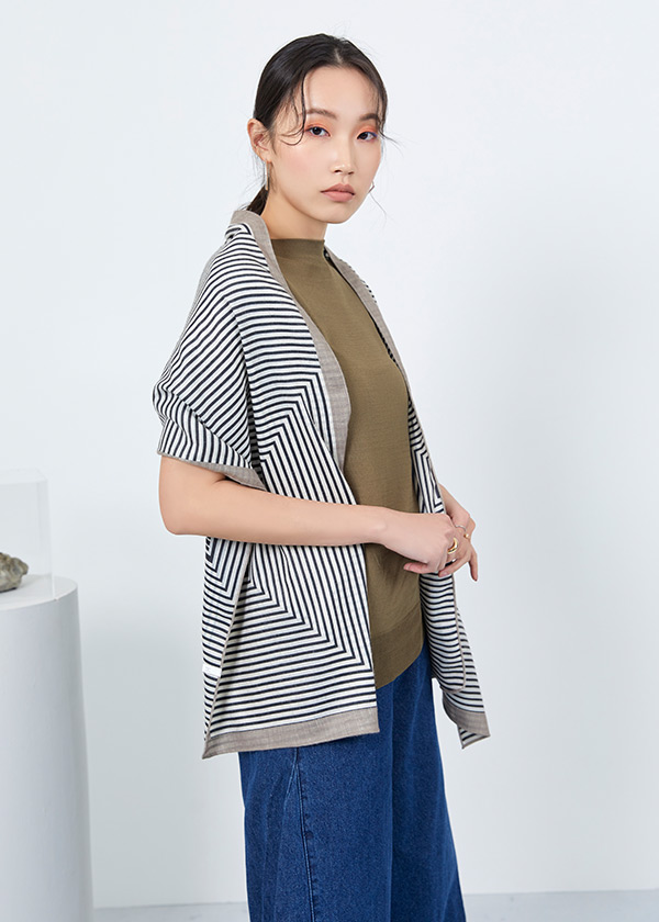 韓國幾何紋超柔膚質感圍巾