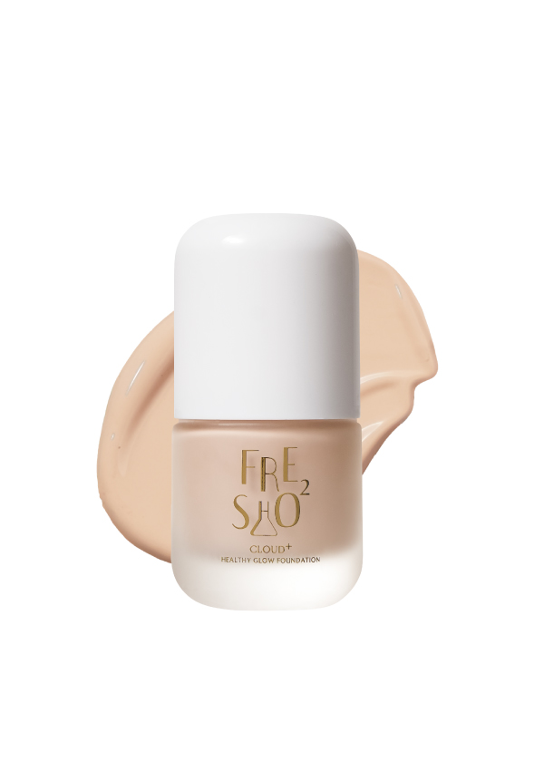 FreshO2.雲朵系plus+零暗沉維他命粉底液Cool Light #C21
